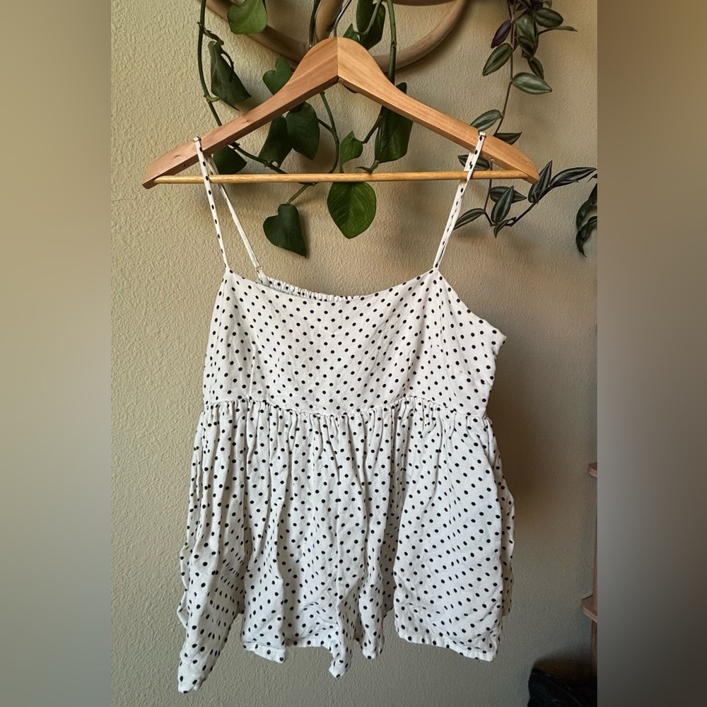 Polka dot flowy linen tank top